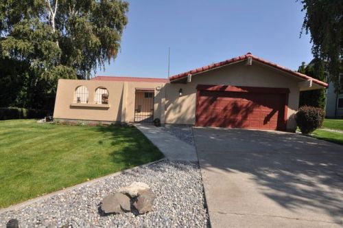 1162 Englewood Dr, Richland, WA 99352-9484
