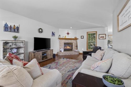 2922 Copper Mountain Ct, Green Bay WI  54313-3207 exterior