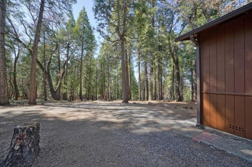3814 Gold Ridge Trl, Pacific House CA  95726-9740 exterior
