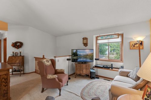 18201 Gary St, Otsego, MN 55330-1861