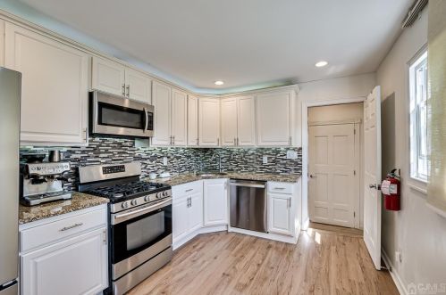 9 Madeline Ave, East Brunswick NJ  08816-3836 exterior