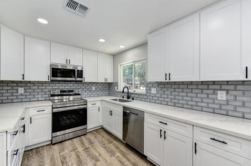 11303 Butler Rd, Grass Valley CA  95945-6918 exterior