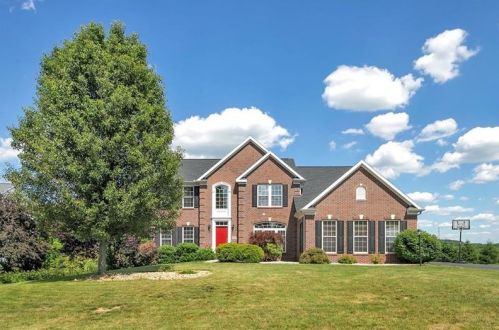 512 Shadow Ct, Gibsonia, PA 15044-7801