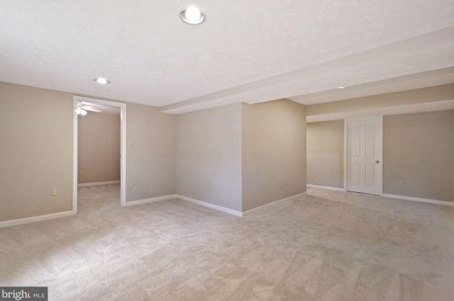 514 Jennifer Ct, Leesburg VA 20176-4910 exterior