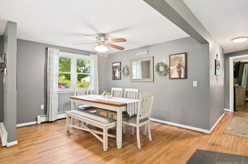 6 East Dr, Gales Ferry CT  06335-1610 exterior