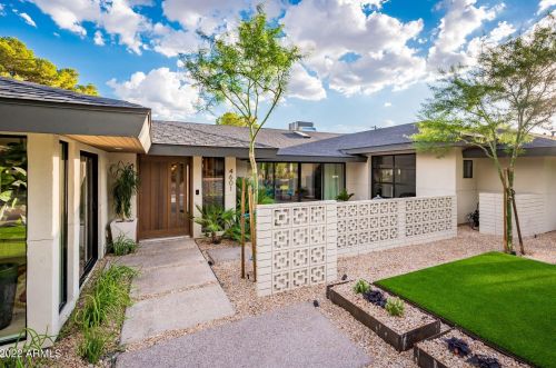 4601 Earll Dr, Phoenix AZ  85031-3711 exterior