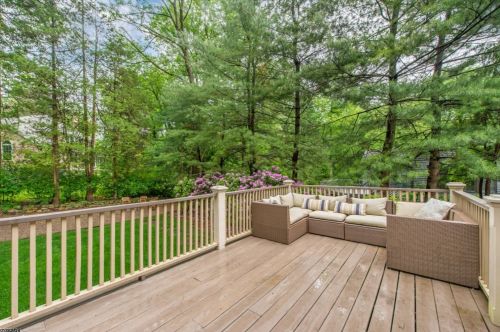 381 Morris Ave, Mountain Lakes NJ  07046-1641 exterior