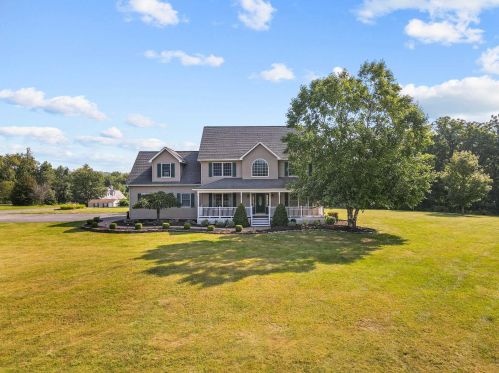 2 Cortland Ln, Marlborough, NY 12542-5160