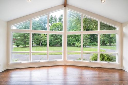 14 Turtle Back Rd, New Canaan CT  06840-2618 exterior