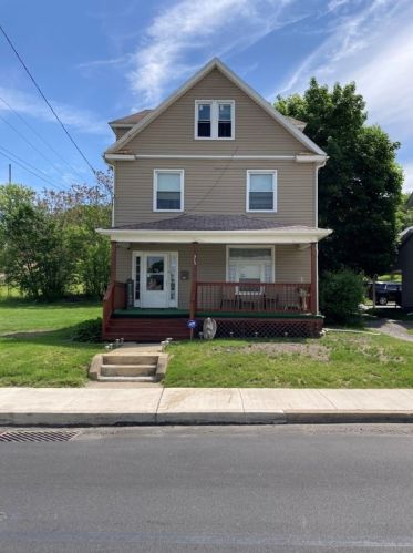 315 Ray St, New Castle, PA 16101-3420