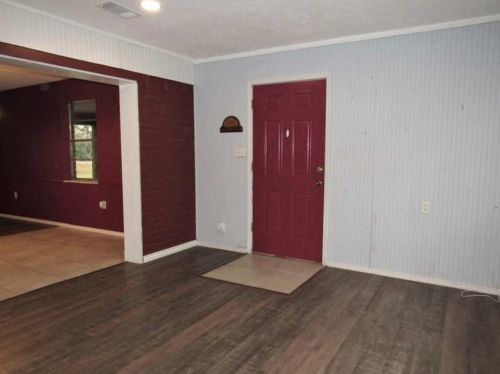 82 Westwood Dr, Chita TX  75862-8910 exterior