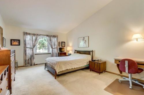 5361 Cambridge Ln, Milwaukee WI 53221-3200 exterior