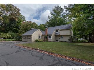 4 Mathers Xing, Simsbury, CT 06070-2477