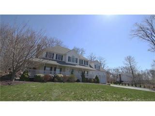 17 Cambridge Dr, Waterbury, CT 06712-1571