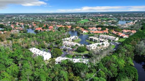 3323 Olympic Dr, Naples FL  34105-6660 exterior