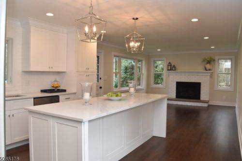 98 Summit Ave, Chatham Township NJ  07928-2837 exterior