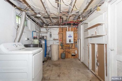 577 Ewing Ave, Franklin Lakes NJ  07417-2302 exterior