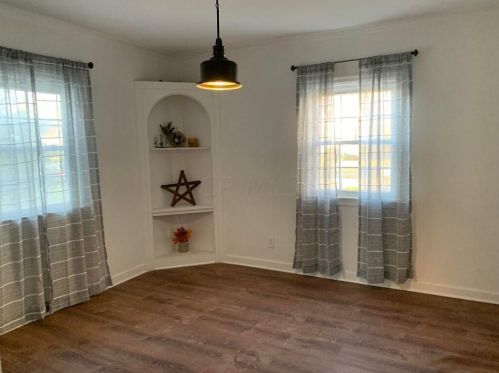 727 Yeoman St, Washington Court House OH  43160-2140 exterior