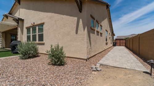 7544 Peppertree Dr, Gilbert AZ  85298 exterior