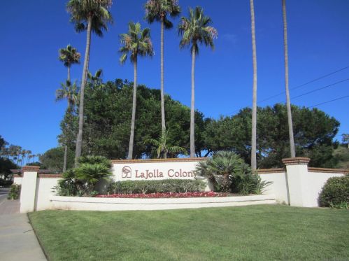 4085 Caminito Terviso, San Diego CA  92122-1991 exterior
