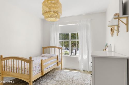 950 Redondo Dr, Gilbert AZ 85233-7539 exterior