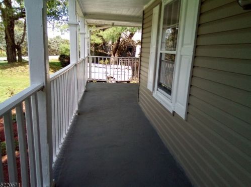 984 Union Valley Rd, West Milford NJ  07480-1230 exterior