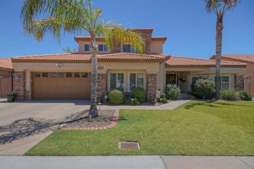 5911 Kings Ave, Scottsdale, AZ 85254-1318