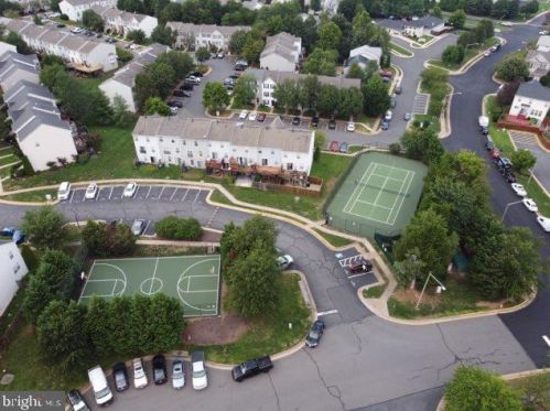 14376 Legend Glen Ct, Gainesville, VA 20155-1496