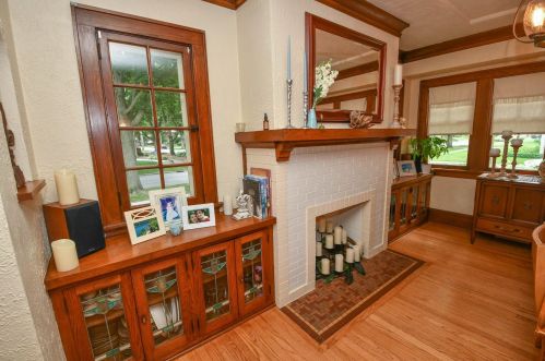 2401 70, Milwaukee WI 53219-0019 exterior