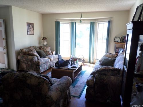 718 Valinda Ave, West Covina, CA 91790-3711