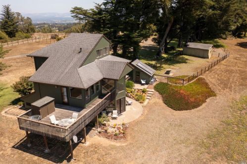 4800 Burnside Rd, Sebastopol, CA 95472-9438