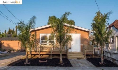 1160 Cedar St, West Pittsburg, CA 94565-2608