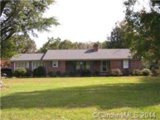 678 Hollis Rd, Hollis, NC 28040-7760