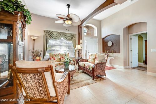 2793 Galindo Cir, Melbourne FL 32940-5912 exterior