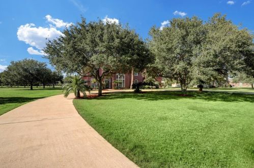 5519 Bridlewood Dr, Richmond, TX 77469-7300