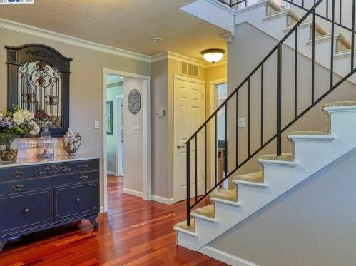 5646 Paseo Navarro, Pleasanton, CA 94566-5836