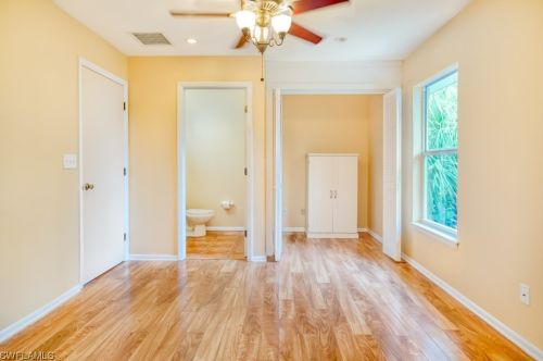 1813 Long Pt Ln, Sanibel FL 33957-2423 exterior