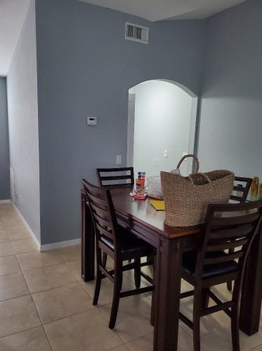 933 Mccall Rd, Fort Pierce, FL 34953-3619