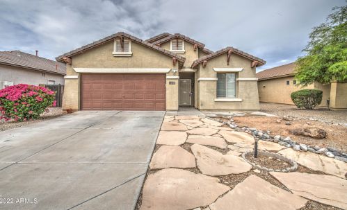 618 115th Dr, Avondale, AZ 85323-9140