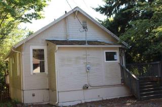 4001 Myrtle St, Seattle, WA 98136-1933