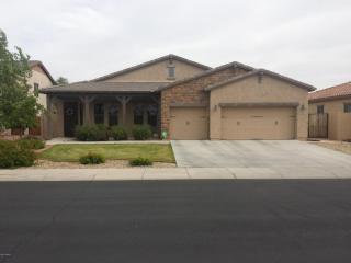 9289 Quail Track Dr, Peoria, AZ 85383-5150