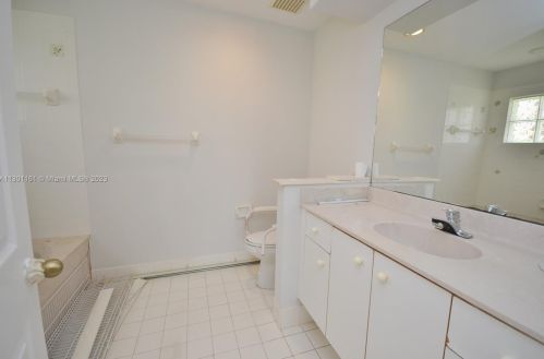 9903 20th St, Hollywood FL  33024-1443 exterior