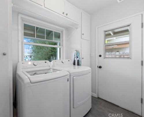 6880 10th St, Long Beach CA  90815-4930 exterior