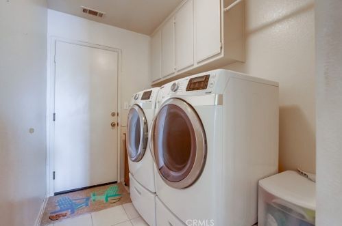 4884 Point Loma Pl, Oceanside CA  92057-3402 exterior