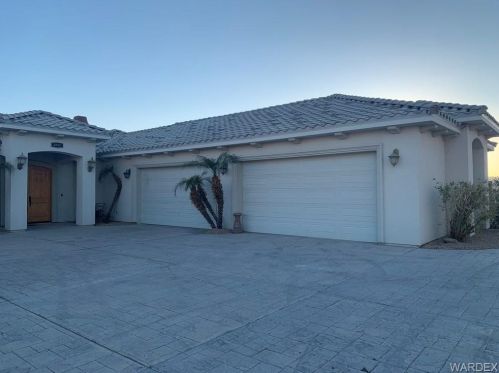 3522 Sunriver Rd, Bullhead City, AZ 86429-7680