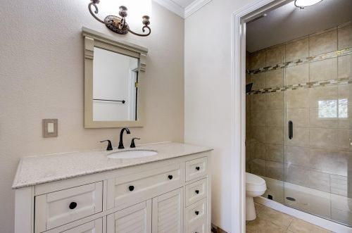 814 Stoneman Way, Folsom CA  95762-4218 exterior