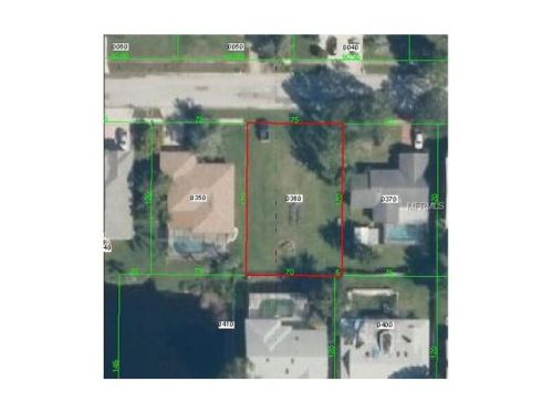5908 Berkford Dr, Tarpon Springs, FL 34690-2523