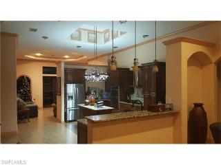3826 Gulfstream Pkwy, Cape Coral, FL 33993-9530