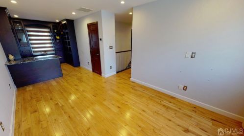 33 Berkshire Rd, Old Bridge NJ  08857-1601 exterior