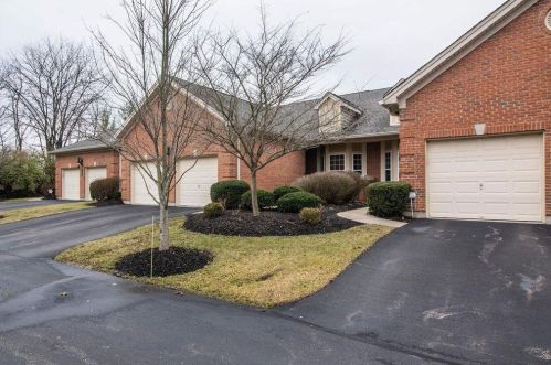 11635 Chancery Ln, Cincinnati, OH 45249-1590